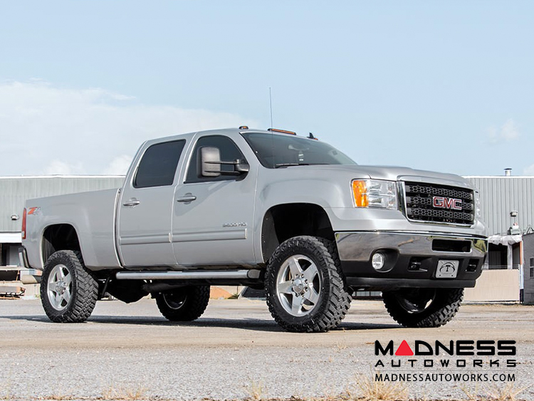 Chevy Silverado 2500/3500HD Suspension Lift Kit - 3.5" Lift - MADNESS